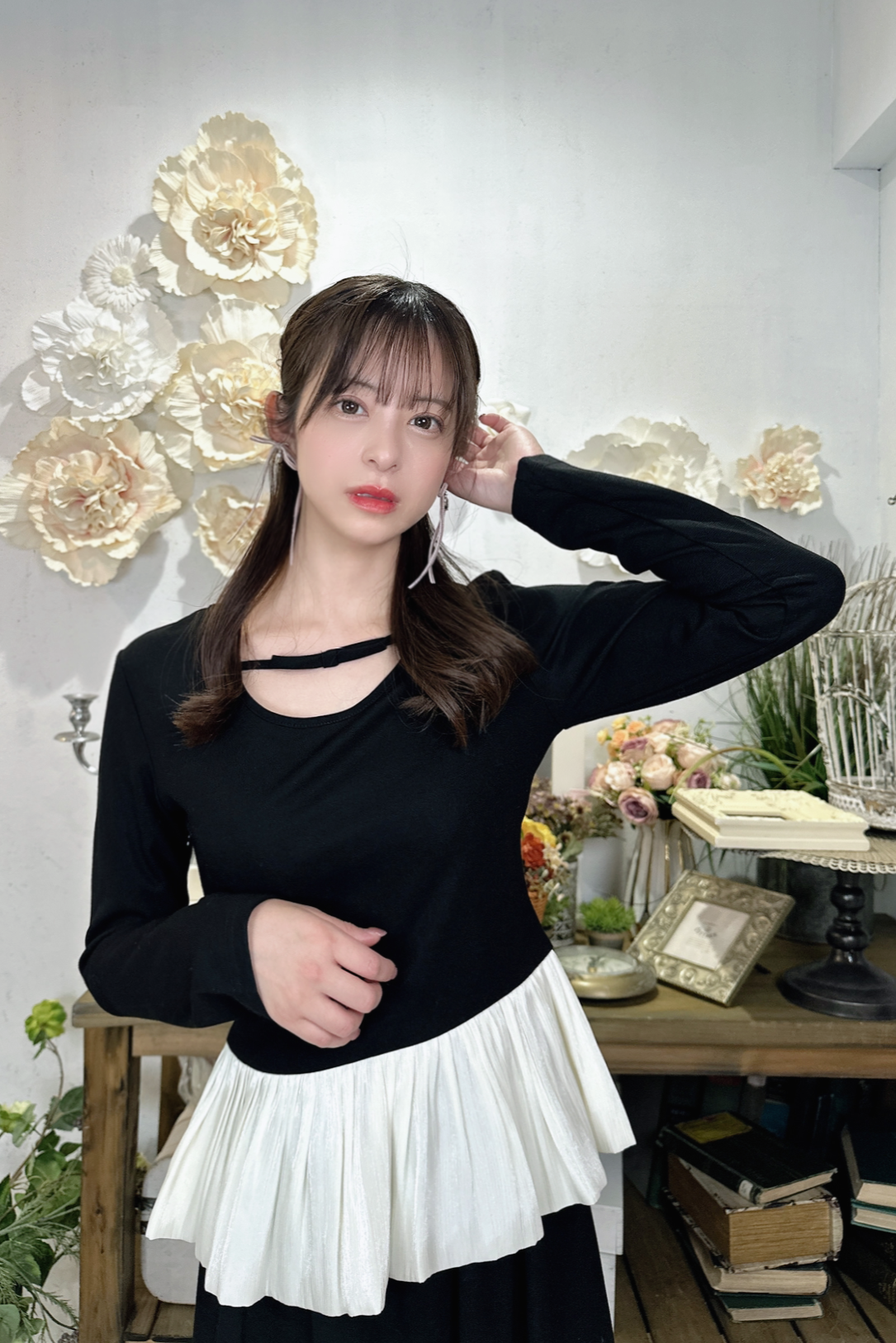 french frill hem strap neck set up