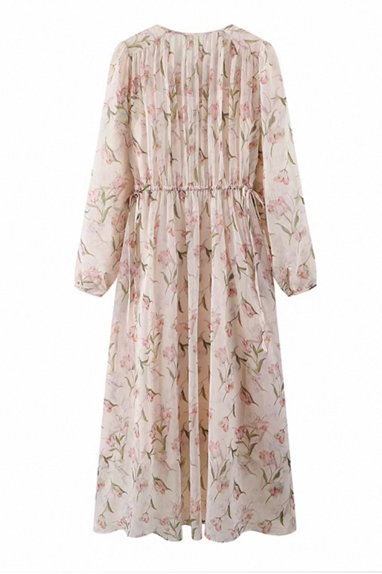 Soft Elegance in Bloom