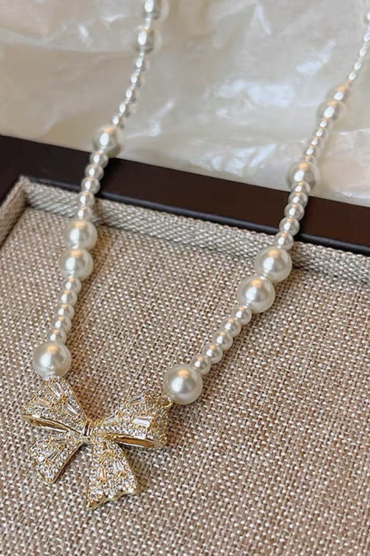 Vintage Muse Pearl Ribbon