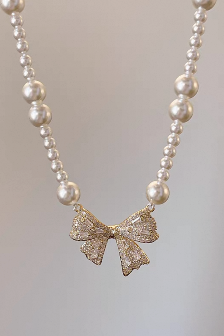 Vintage Muse Pearl Ribbon