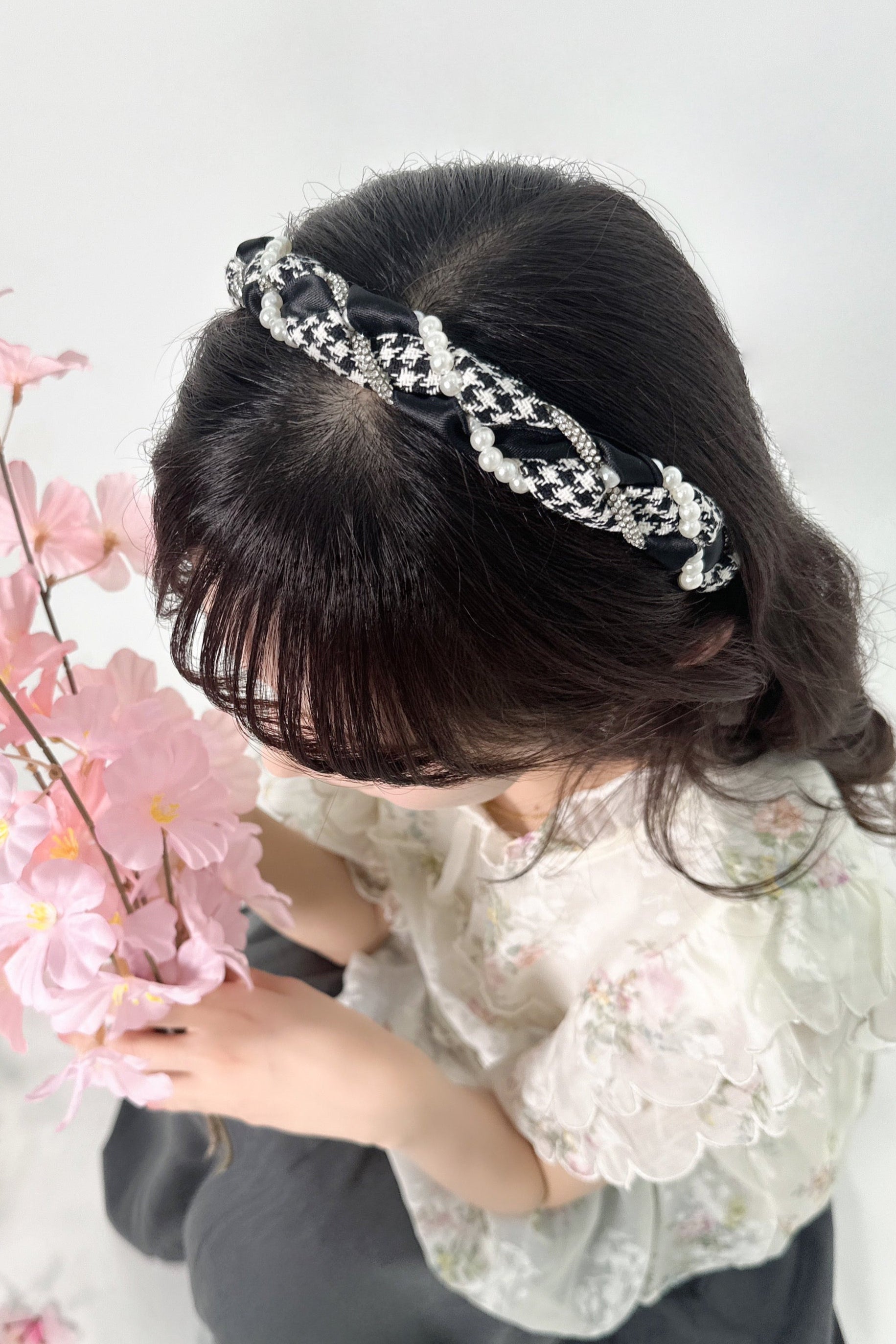 Pretty in Pearls Headband