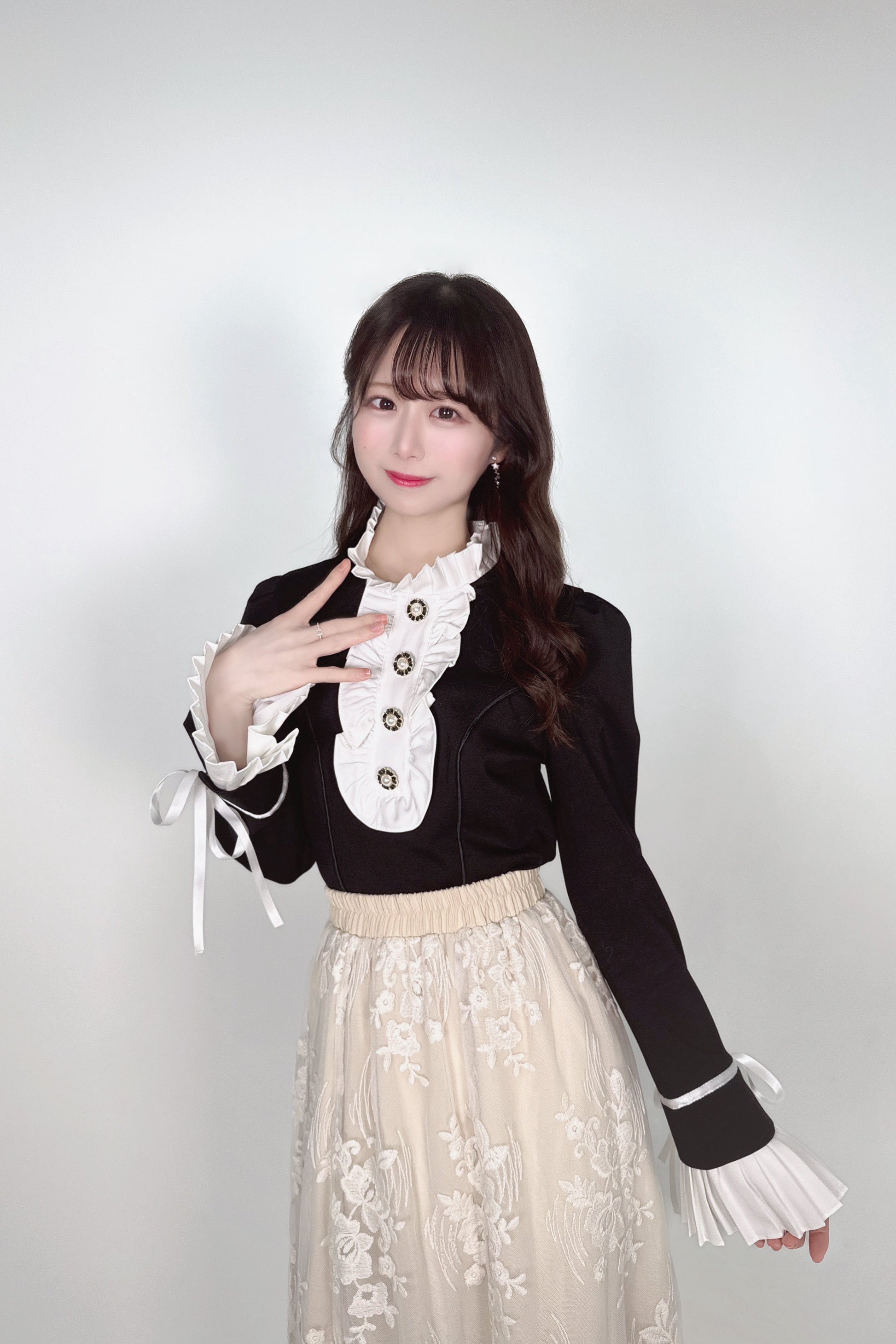 Royal Ruffle Blouse　