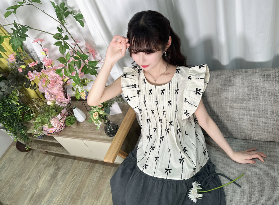 Ribbon Ruffle Dream