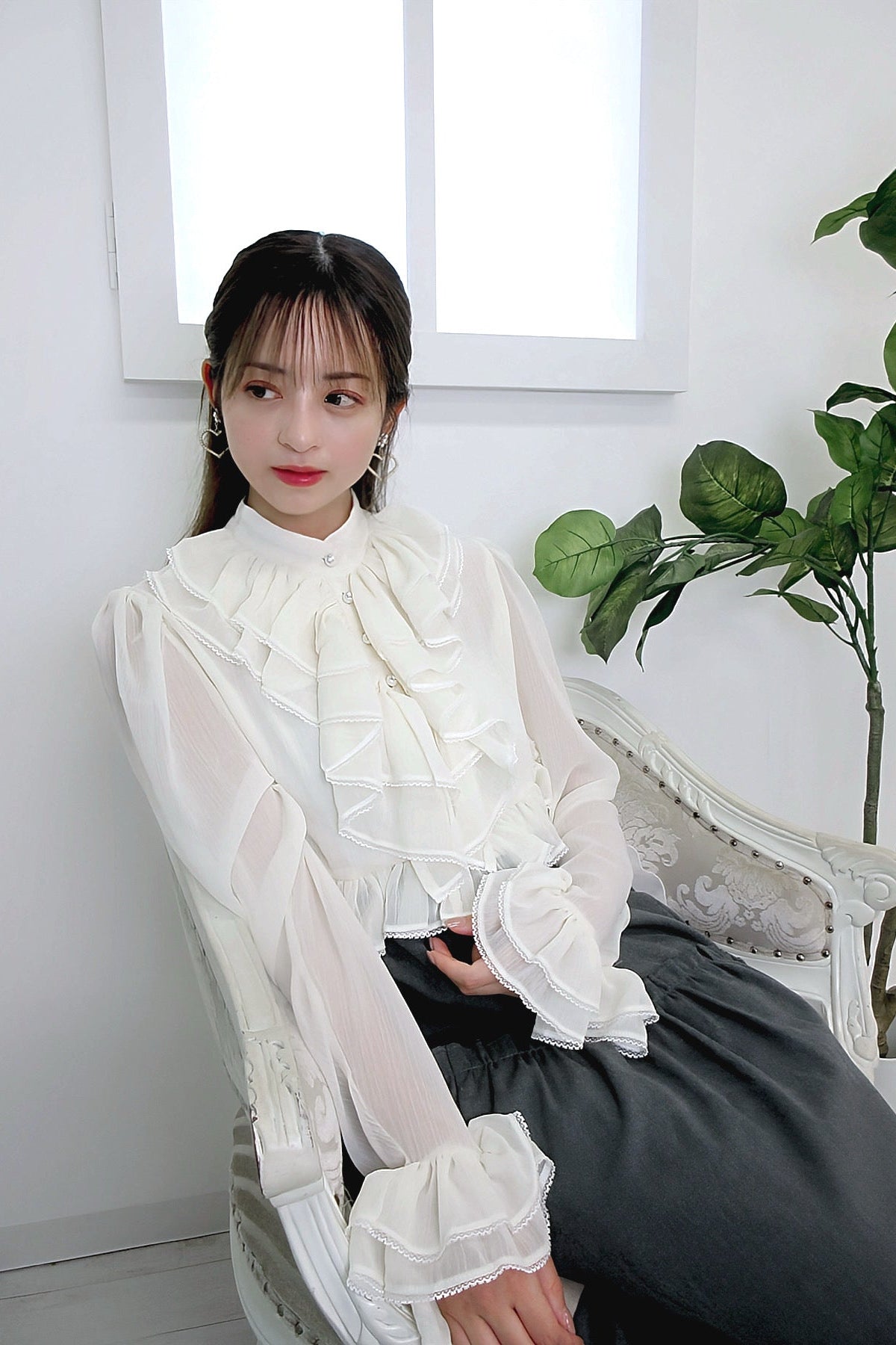 Elegance In Ruffles　